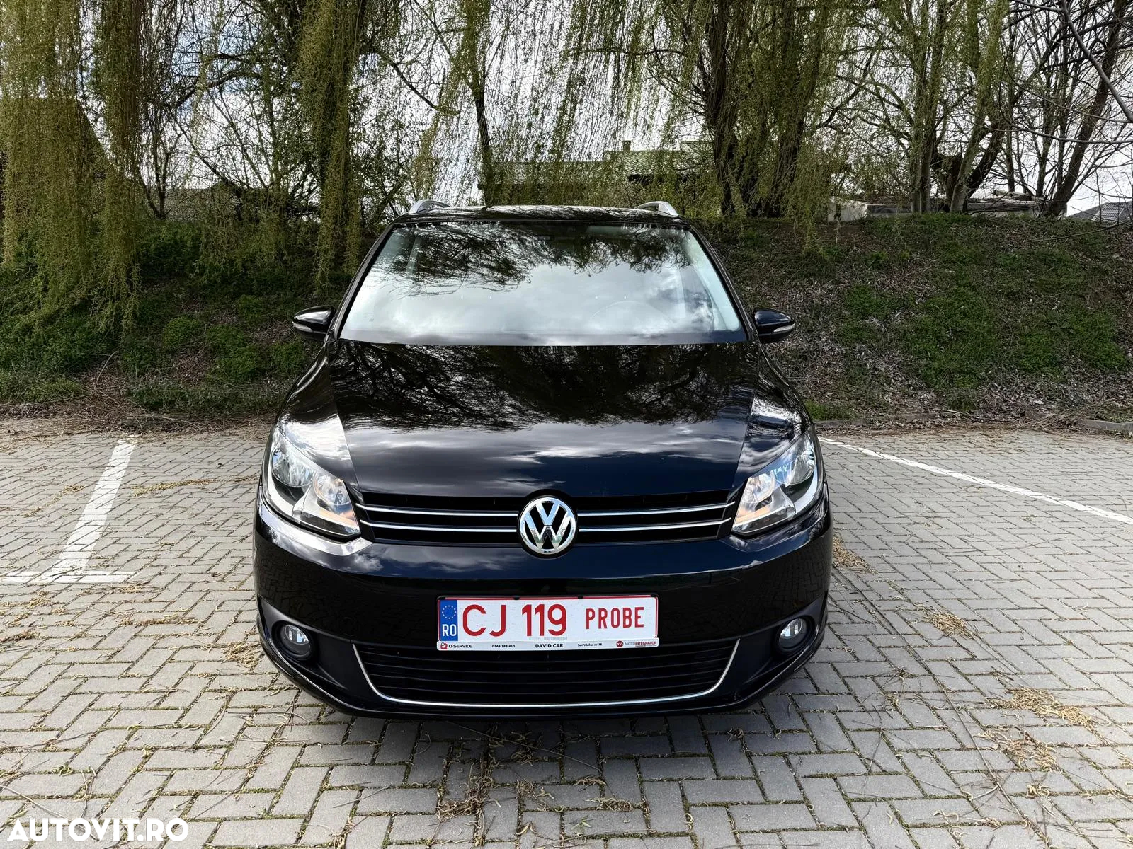 Volkswagen Touran 1.6 TDI BlueMotion Technology Comfortline - 2