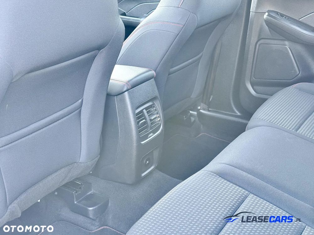 Ford Kuga 2.0 EcoBlue ST-LINE X - 13