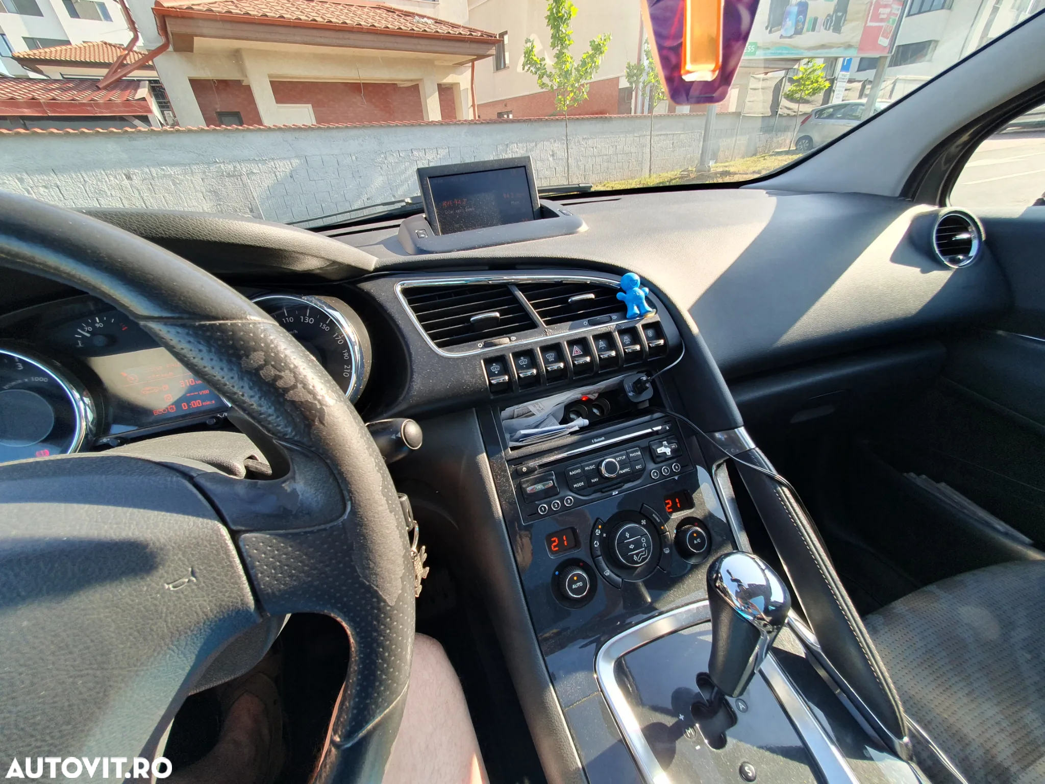 Peugeot 3008 e-HDi FAP 110 EGS6 Stop&Start Active - 24