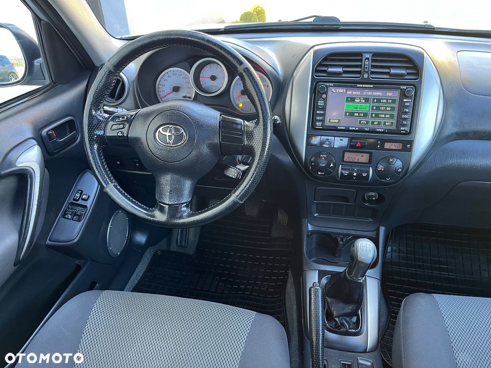 Toyota RAV4 2.0 D-4D Prestige - 9