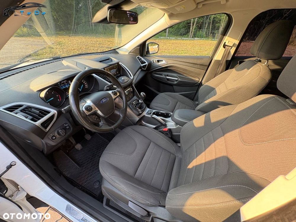 Ford Kuga 2.0 TDCi FWD Titanium Plus - 16