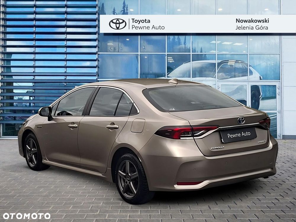 Toyota Corolla 1.8 Hybrid Comfort - 8