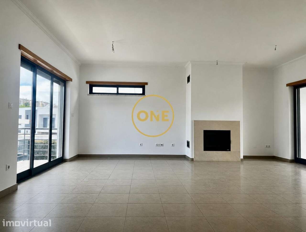 Venda de Moradia T5 no Feijó, Almada - Grande imagem: 4/17