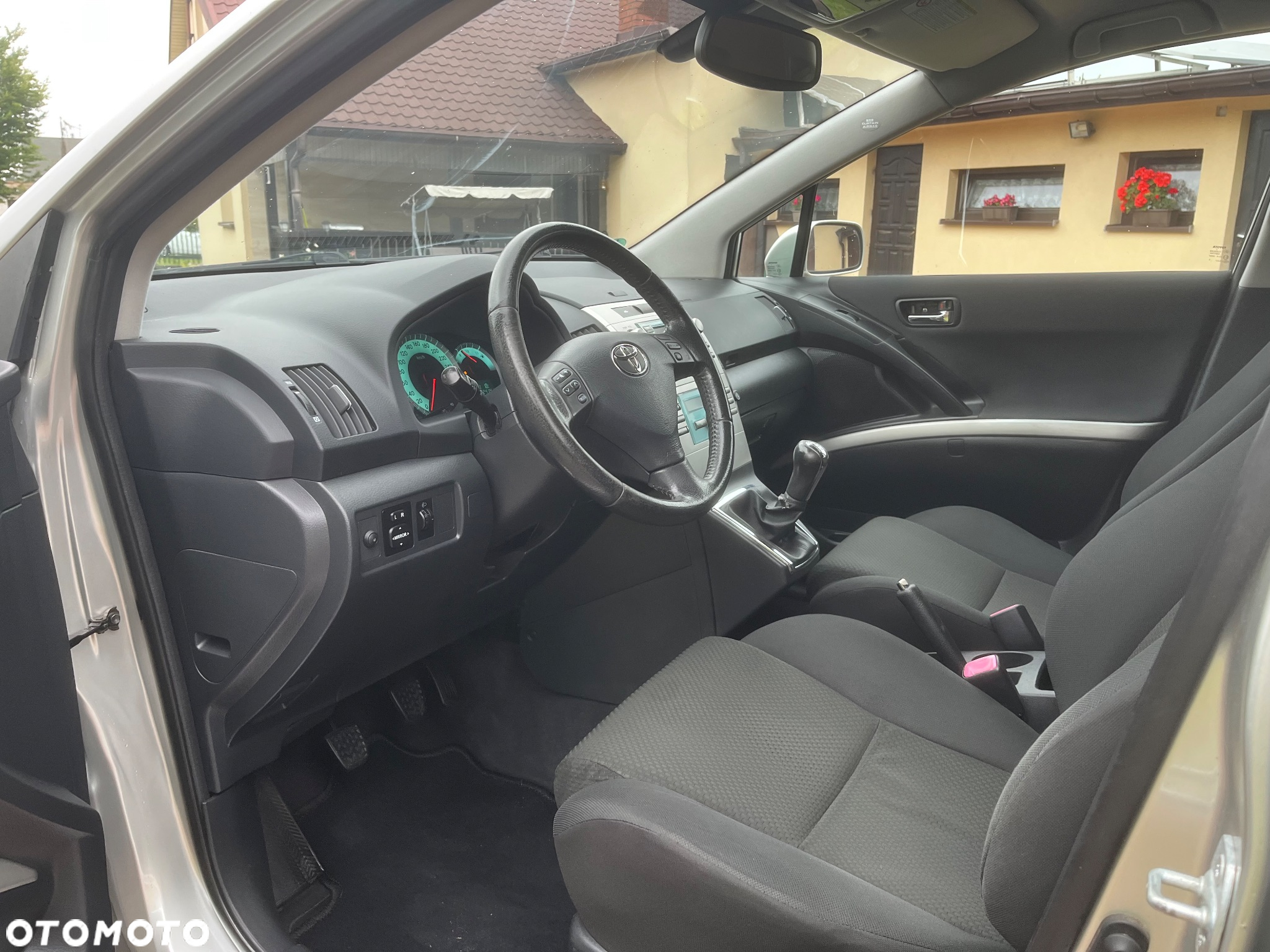 Toyota Corolla Verso 1.8 Sol + 7os - 11