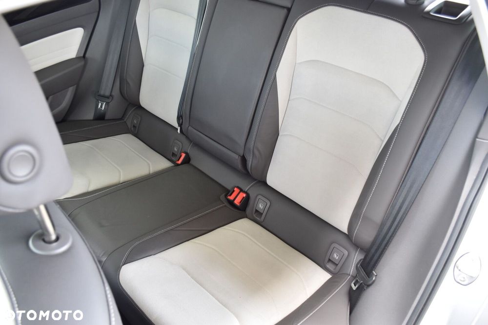Volkswagen Arteon 2.0 TDI Elegance DSG - 31