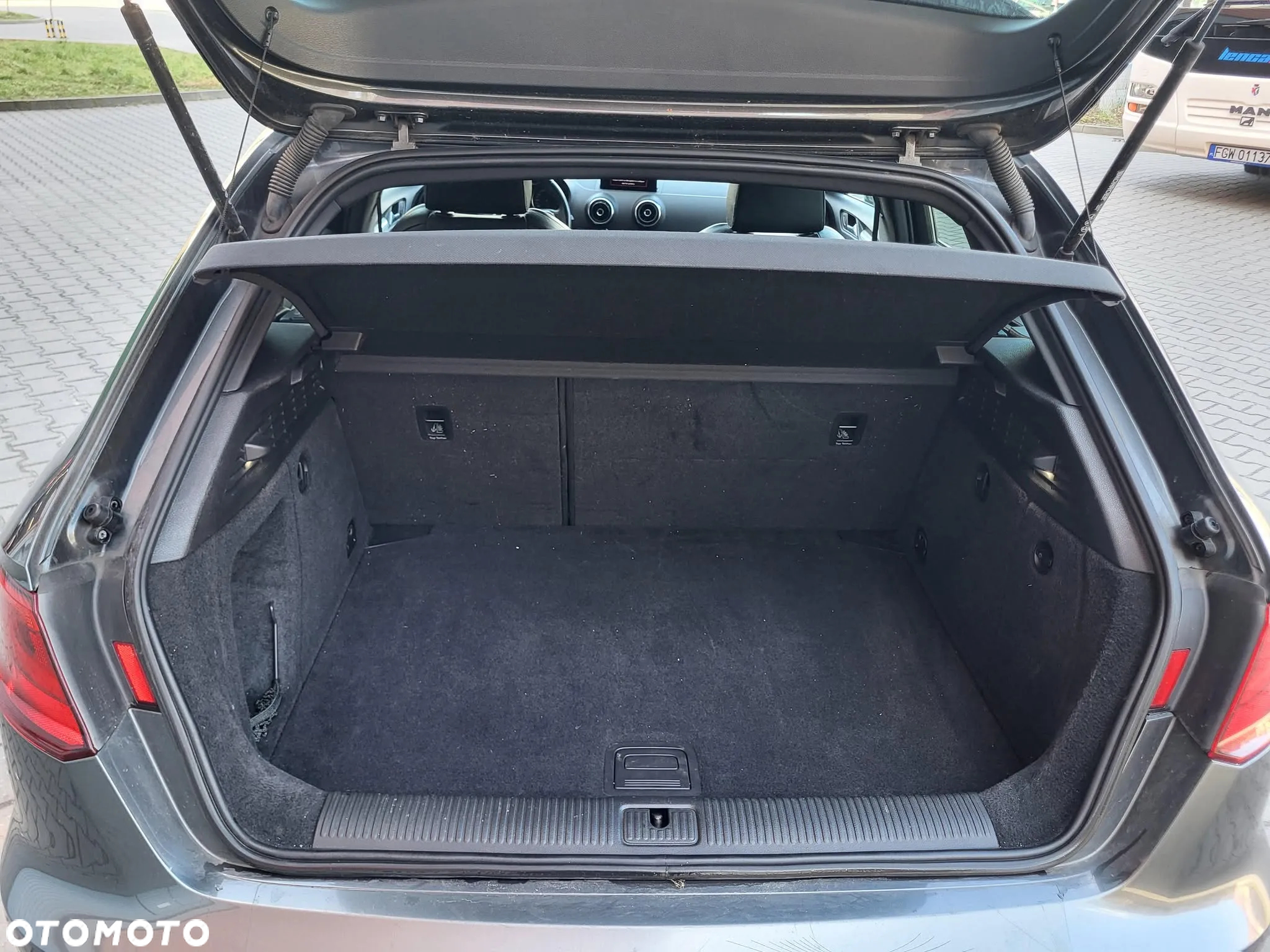 Audi A3 1.4 TFSI cylinder on demand Sportback S tronic S line Sportpaket - 13