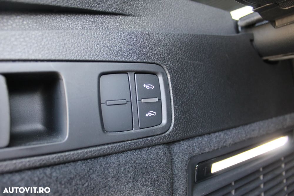 Audi Q5 40 TDI quattro S tronic MHEV S Line - 37