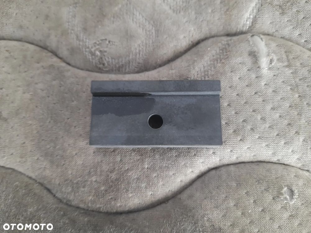 Kątownik / narożnik plastikowy 60x30MM 4 SZTUKI - 1