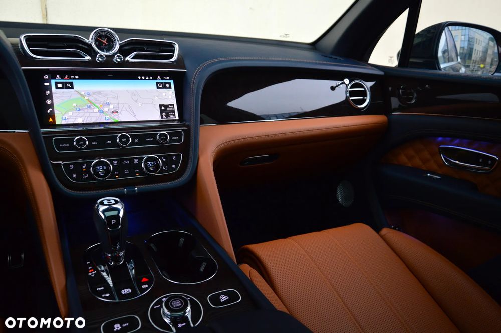 Bentley Bentayga V8 - 27