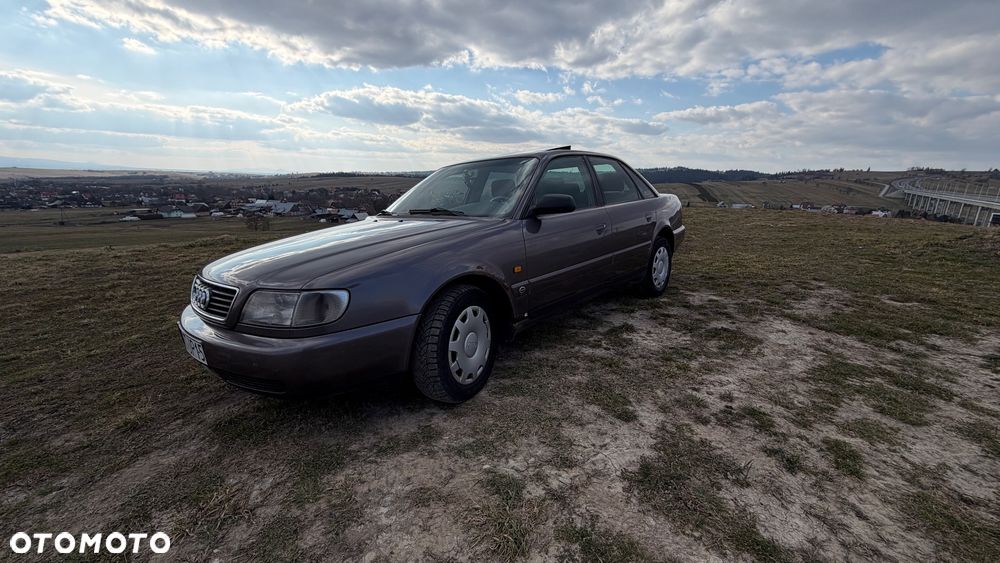 Audi 100 - 1