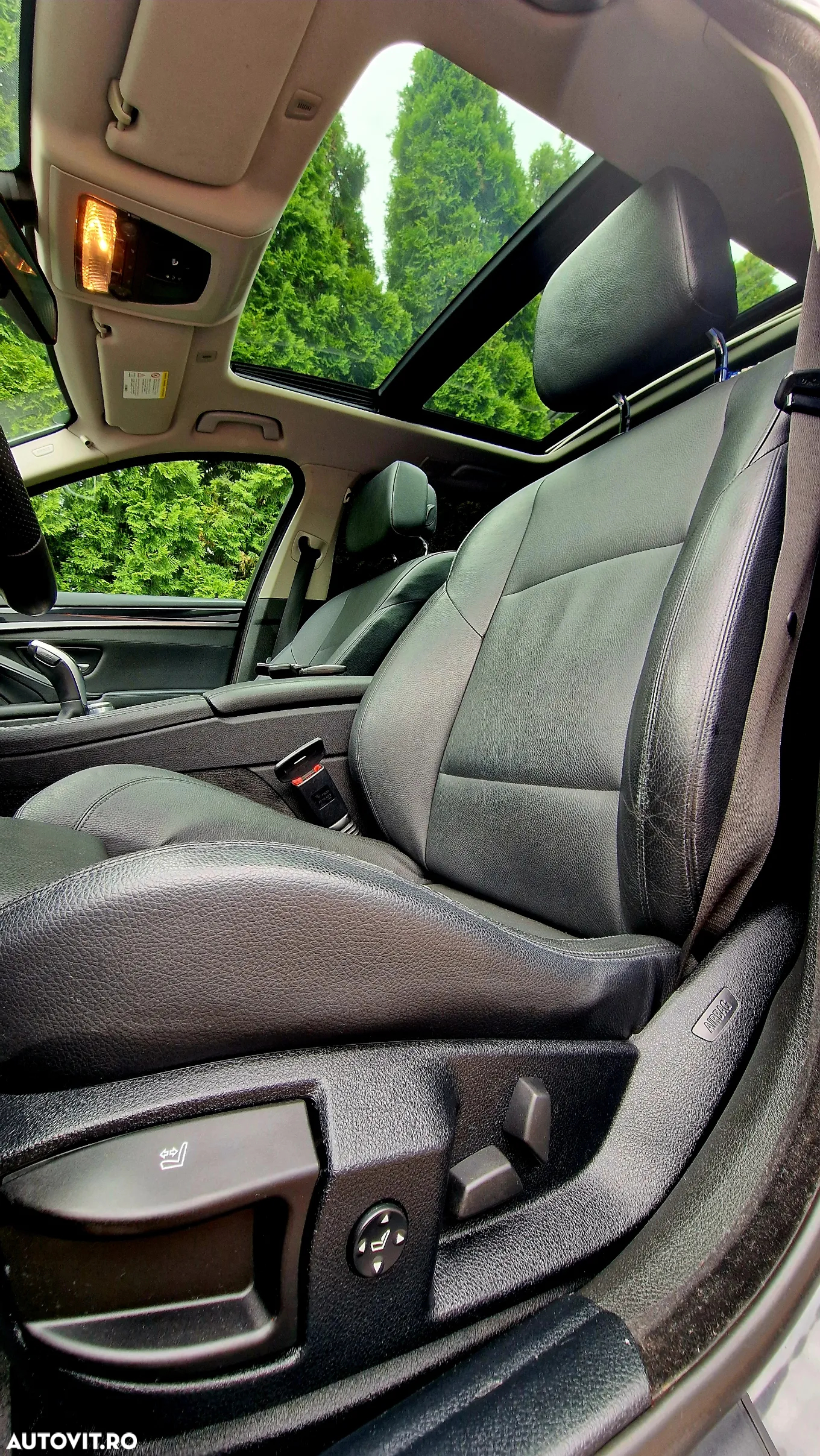 BMW Seria 5 520d Touring Sport-Aut. - 11