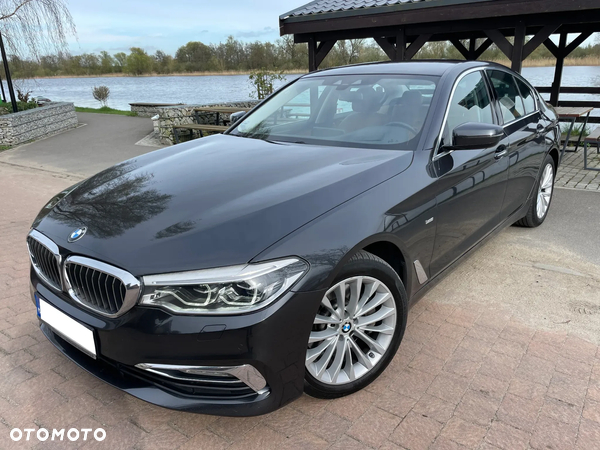 BMW Seria 5 530i GPF Luxury Line