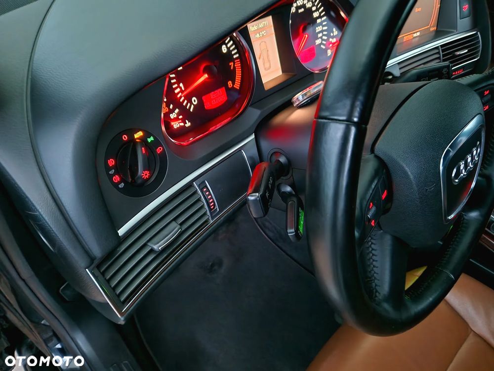 Audi A6 Avant 2.4 Quattro - 18