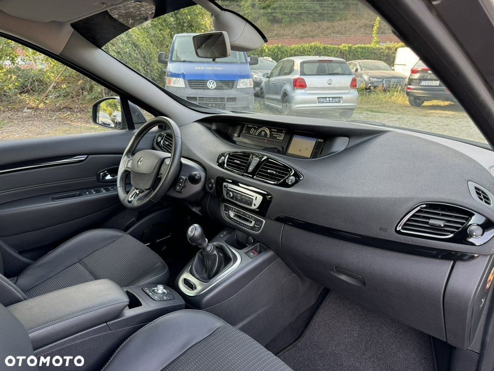 Renault Grand Scenic - 14