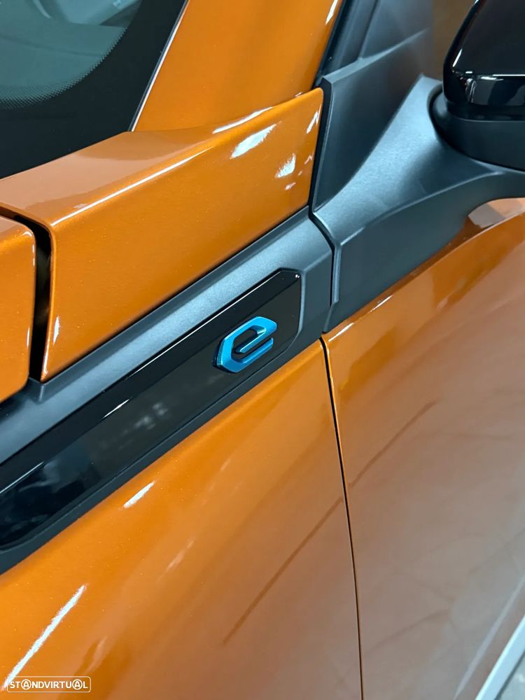 Peugeot e-2008 50 kWh Allure Pack - 9