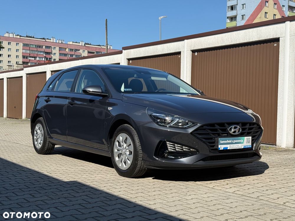 Hyundai i30 1.5 DPI Classic + - 25