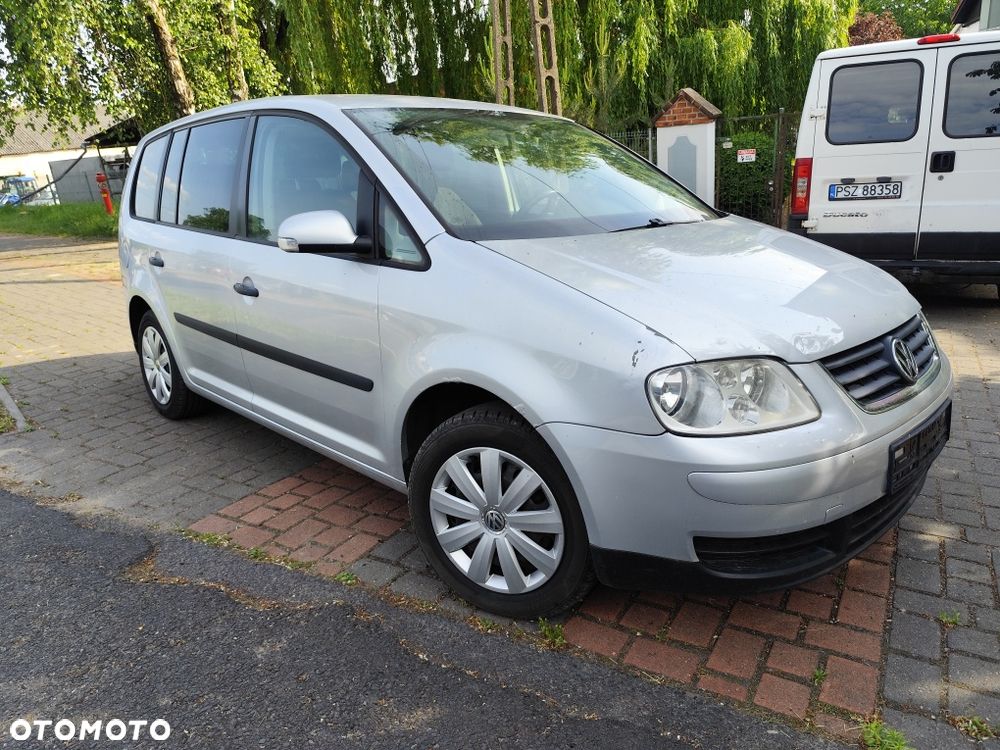 Volkswagen Touran - 2