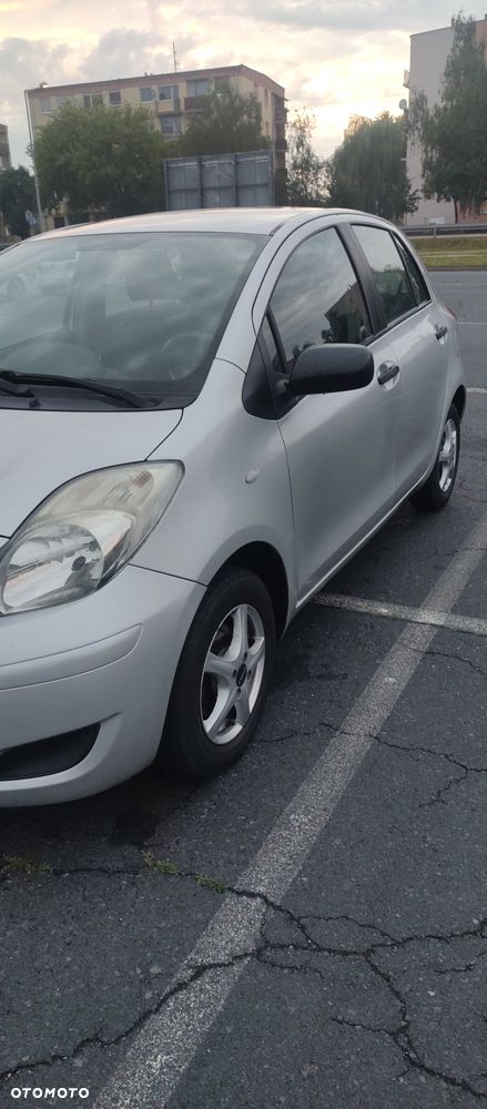Toyota Yaris - 3