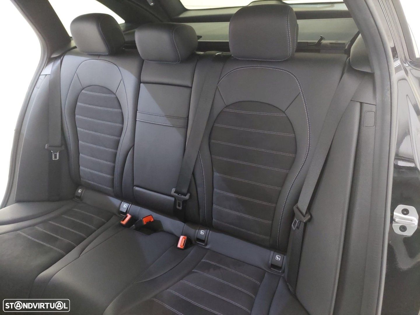 Mercedes-Benz C 220 d Station 9G-TRONIC Night Edition - 30