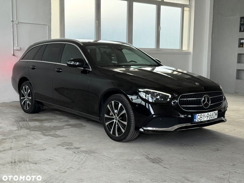 Mercedes-Benz Klasa E 300 AMG/Avantgarde