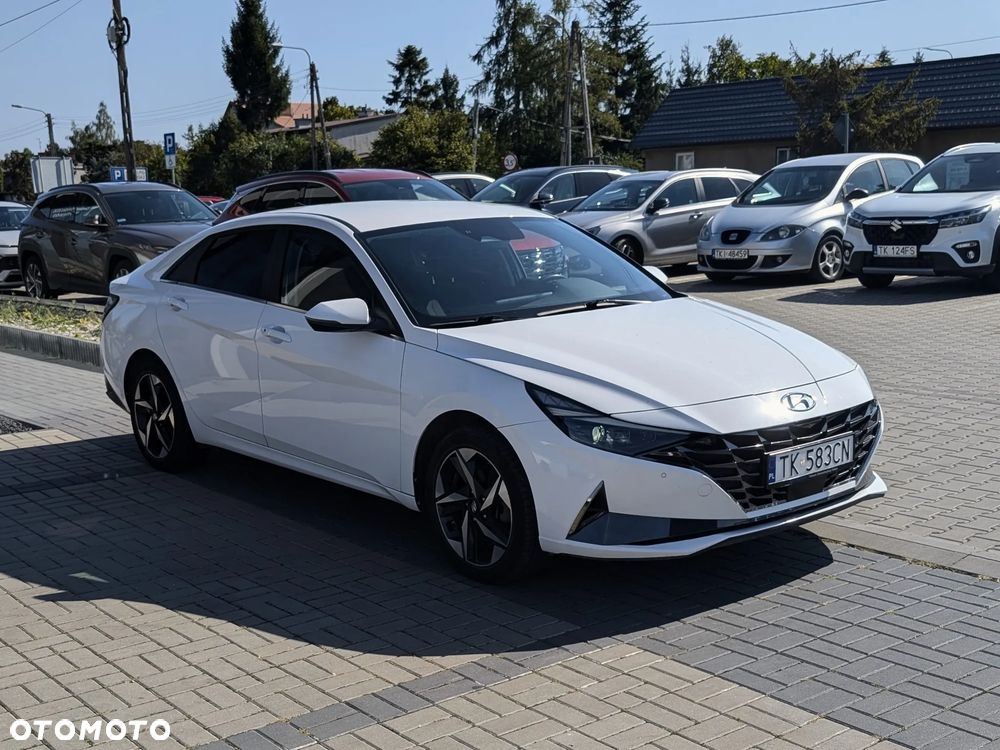 Hyundai Elantra 1.6 Executive - 3