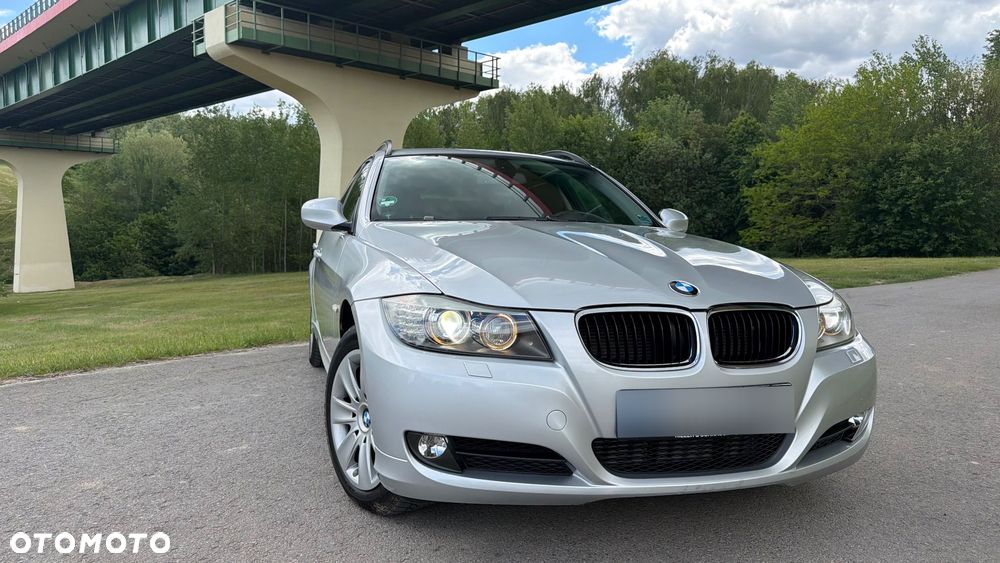 BMW Seria 3 320d xDrive - 6