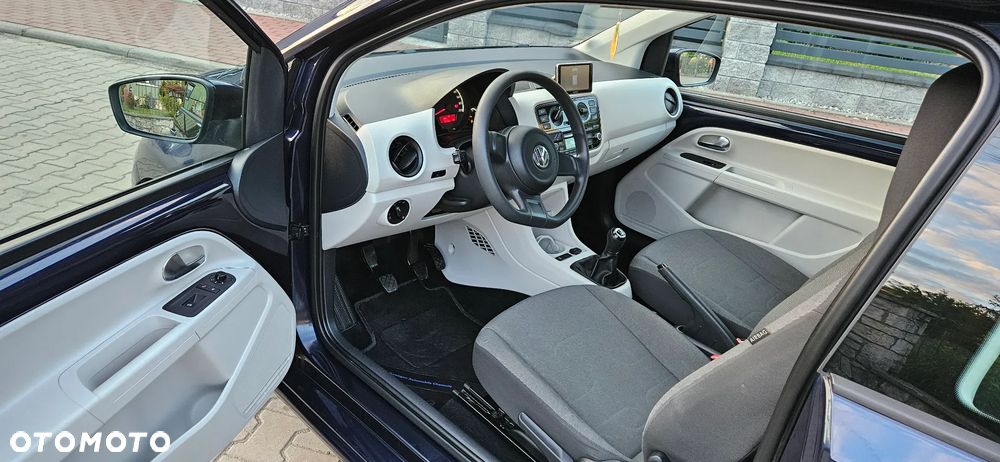 Volkswagen up! BlueMotion Technology move - 13