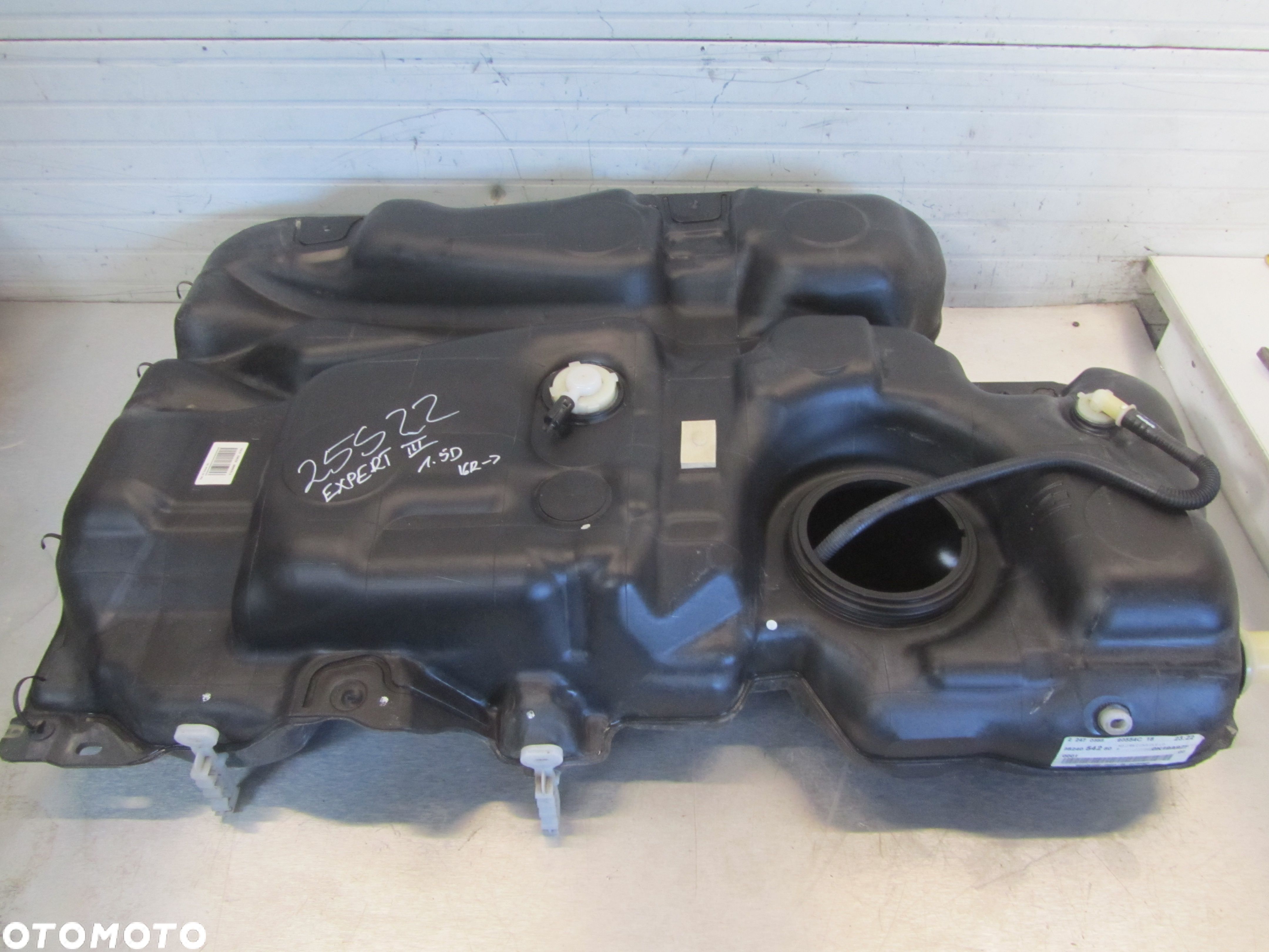 Peugeot Expert III-Jumpy-Proace 16r->1.6HDI zbiornik paliwa 9824054280 - 1