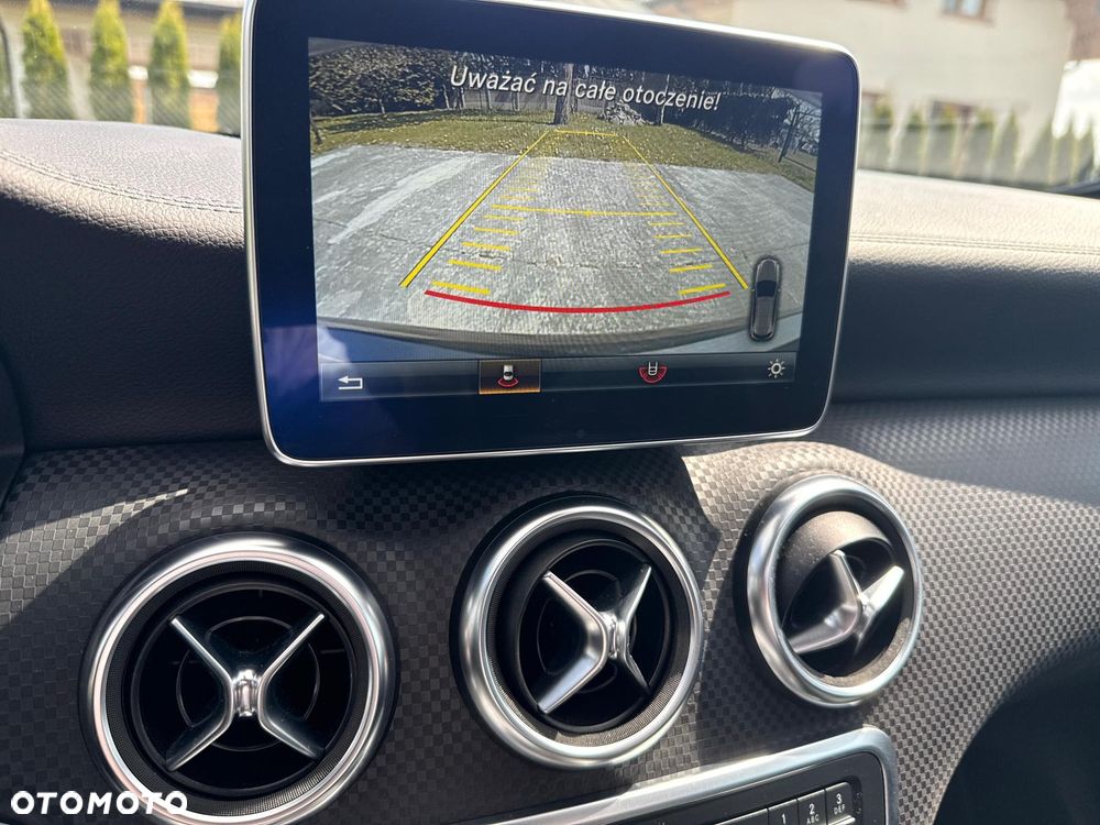 Mercedes-Benz Klasa A AMG 45 4-Matic - 12