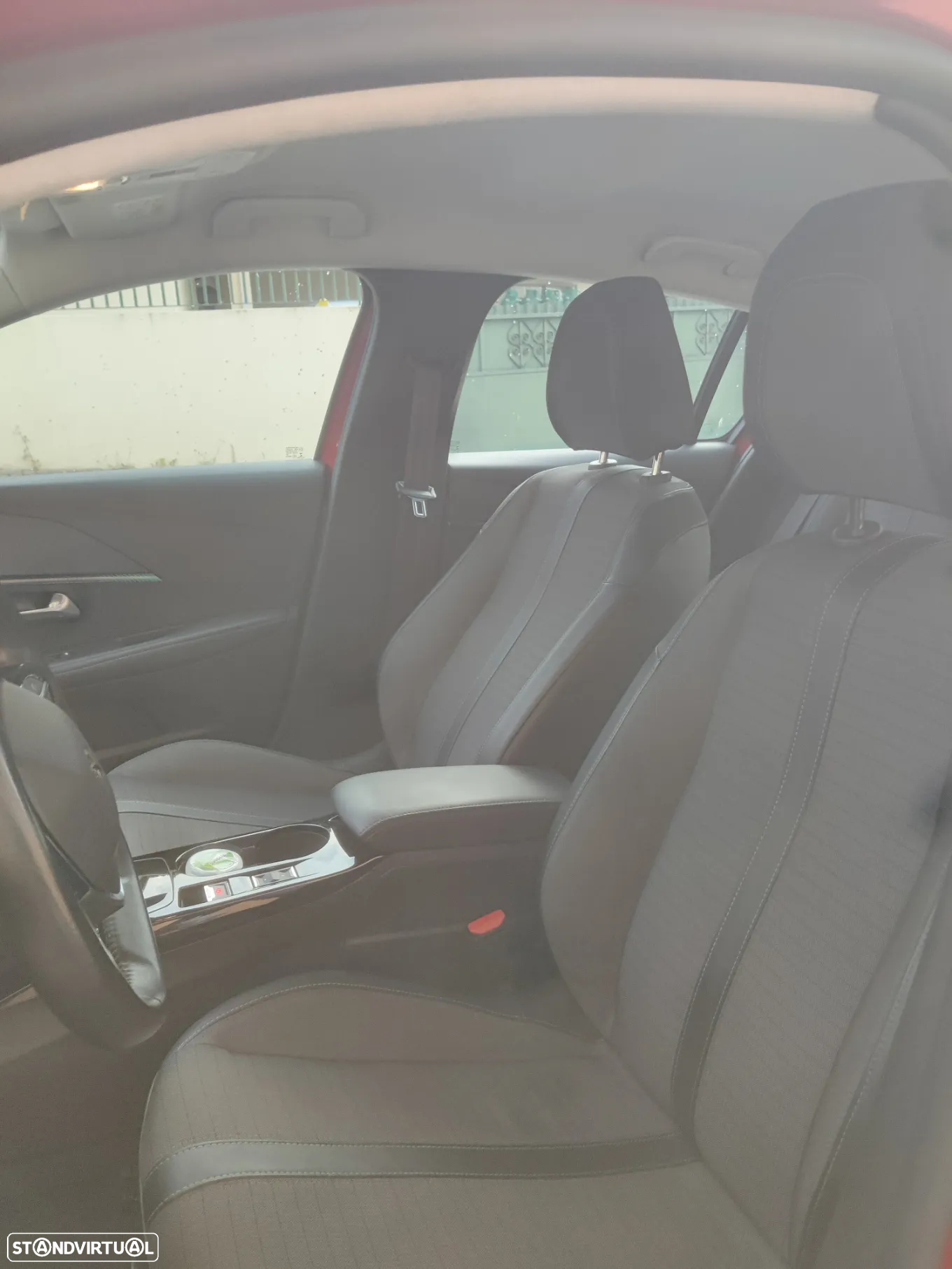 Peugeot e-208 50 kWh Allure - 30