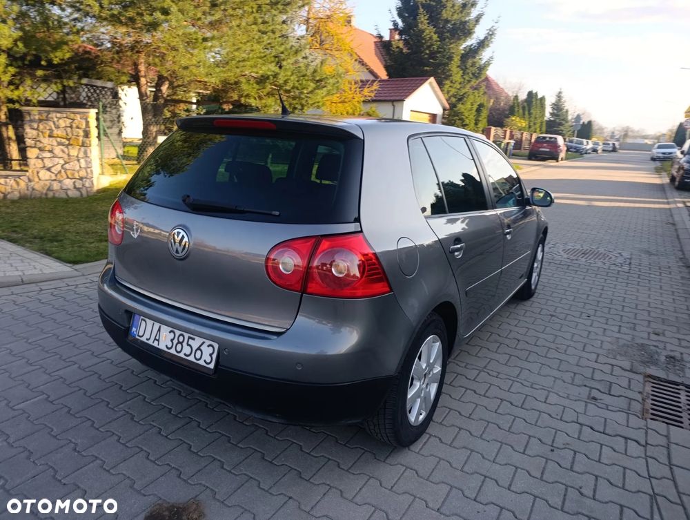Volkswagen Golf V 1.6 Sportline - 4