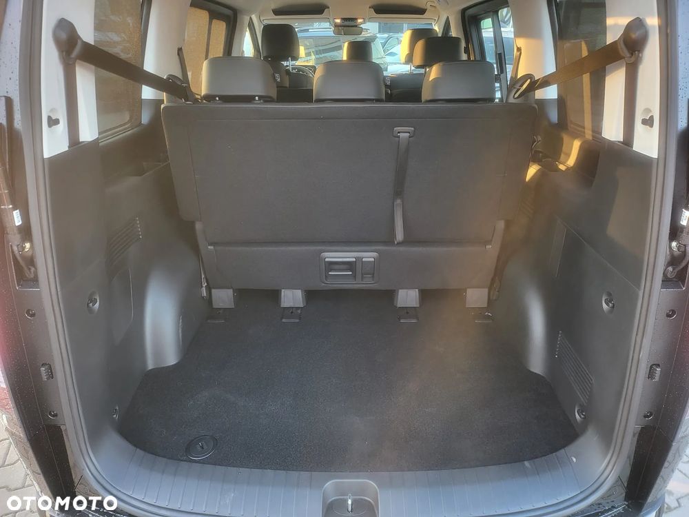 Hyundai Staria 1.6 T-GDI HEV Smart VIP - 36