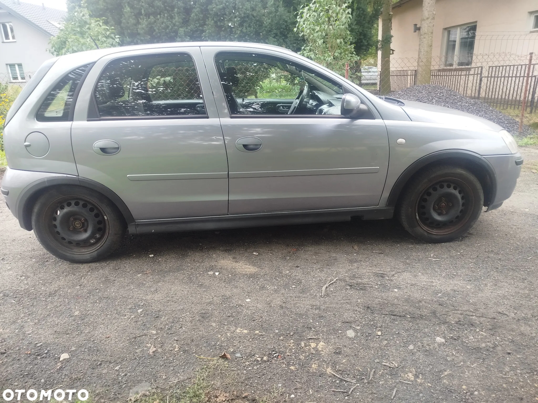 Opel Corsa 1.2 16V Enjoy - 3