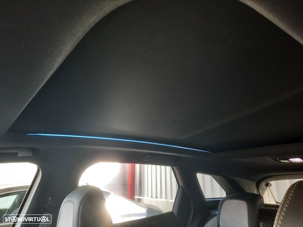 Peugeot 3008 1.6 Hybrid GT Pack e-EAT8 - 31