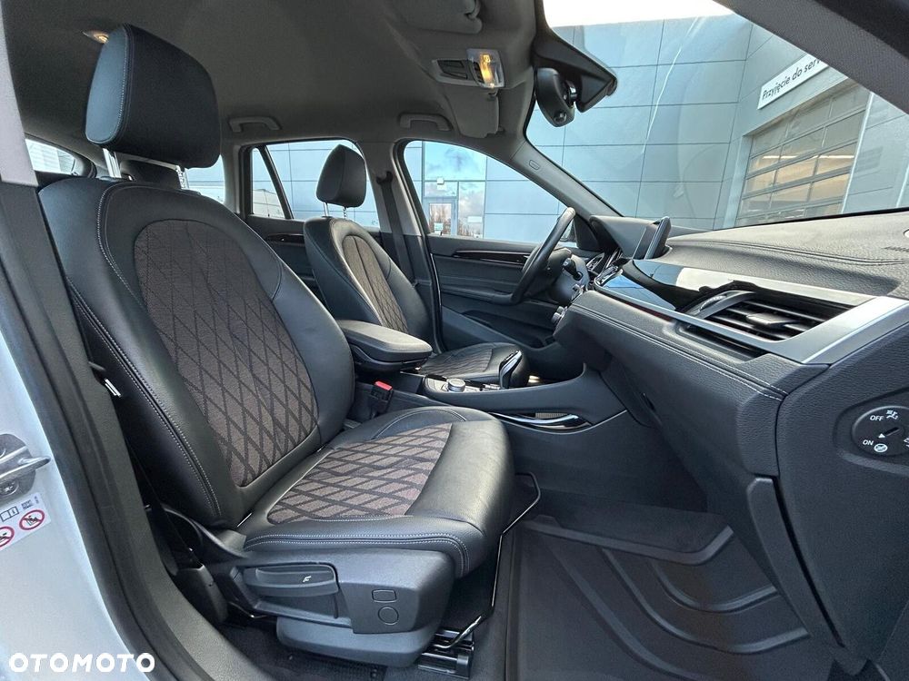 BMW X1 sDrive20i xLine - 17