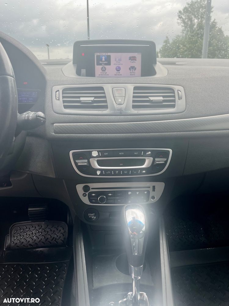 Renault Megane dCi 110 FAP EDC Dynamique - 9