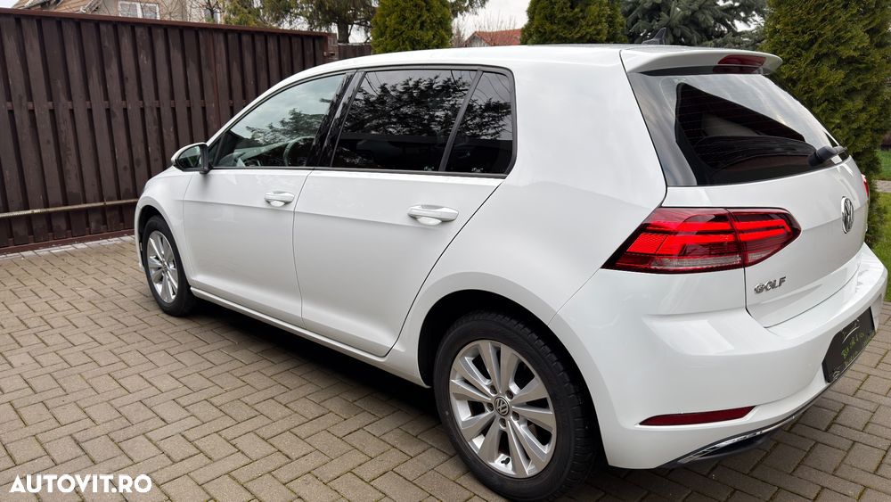 Volkswagen Golf 1.0 TSI DSG Comfortline - 24