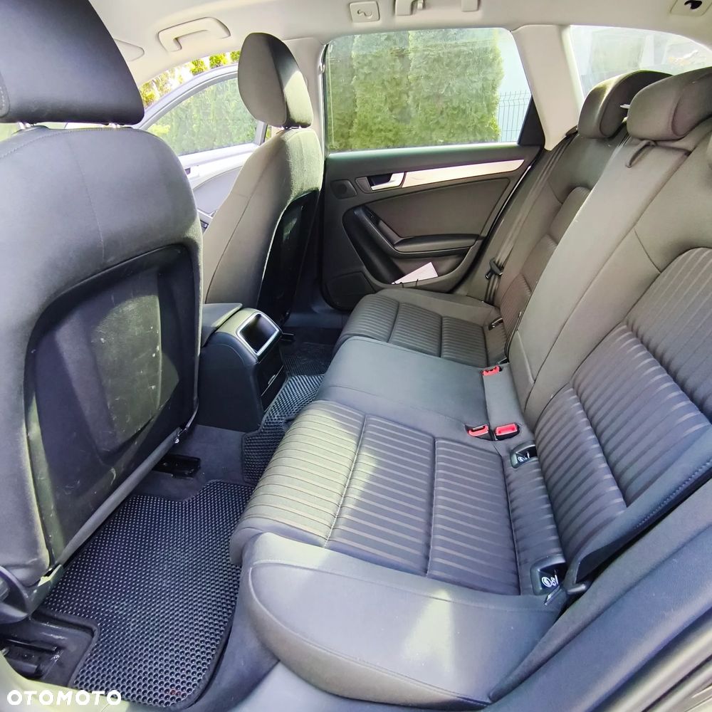 Audi A4 Avant - 6