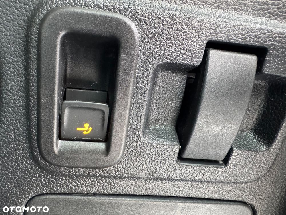 Volkswagen Touran 1.5 TSI ACT OPF Trendline - 20