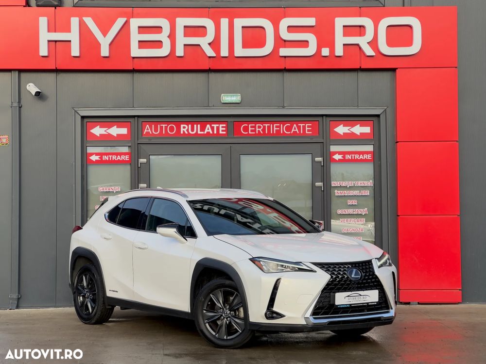 Lexus UX 250h FWD Executive - 1