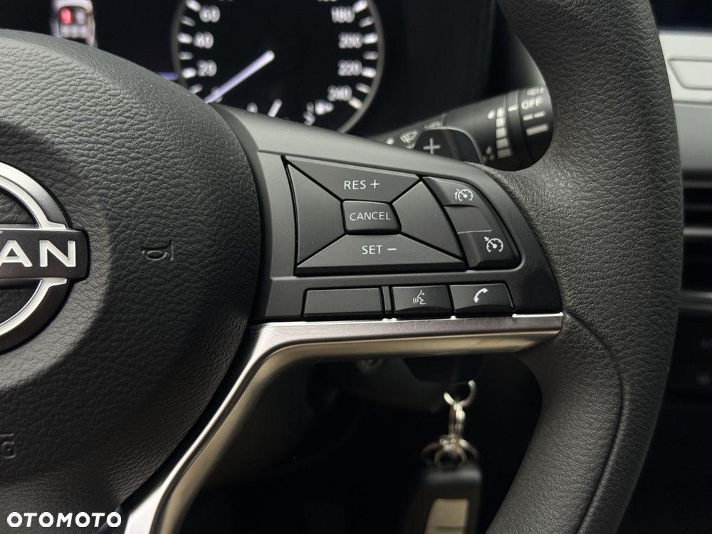 Nissan Juke 1.0 DIG-T Acenta DCT - 24
