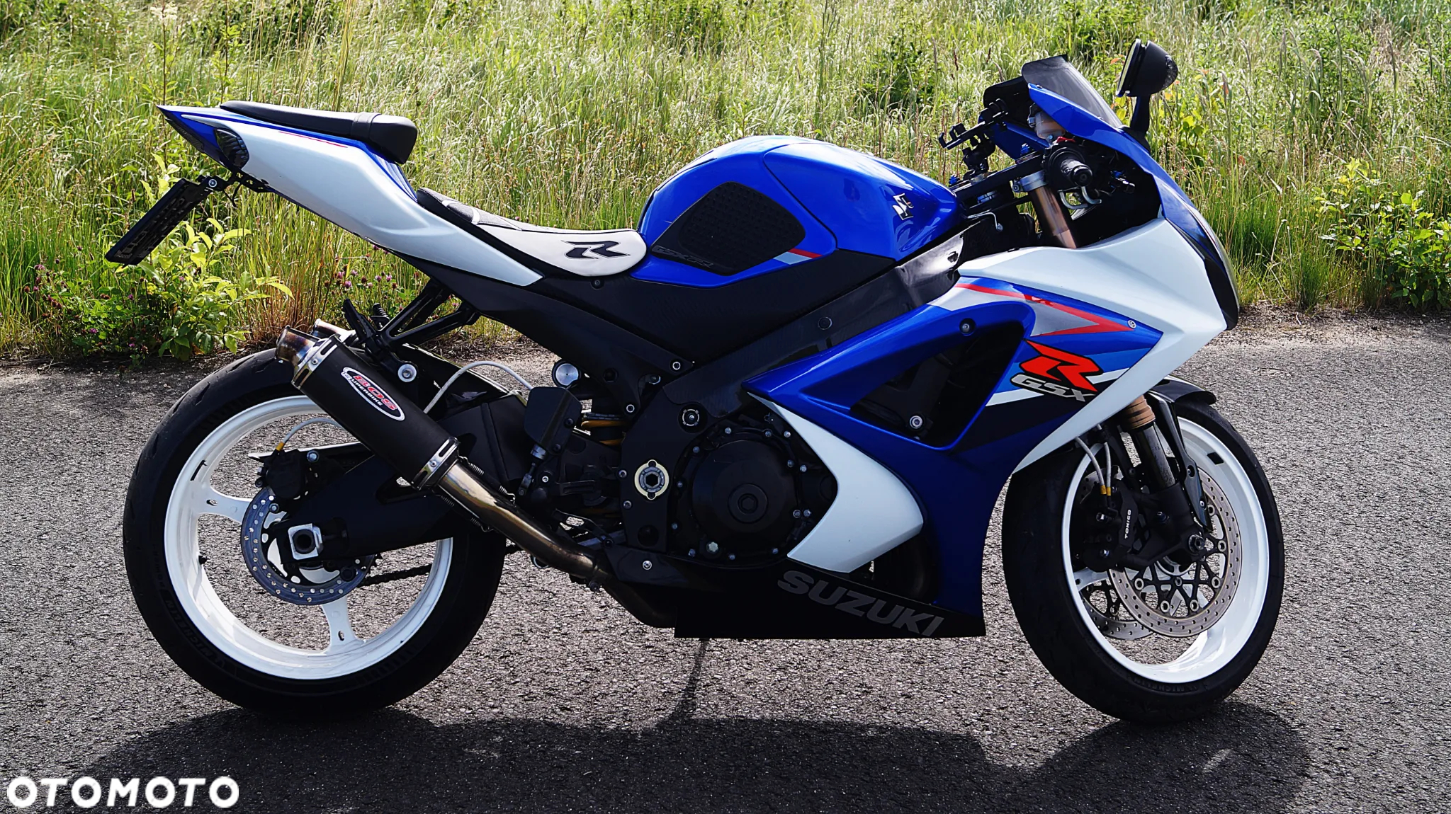 Suzuki GSX-R - 4