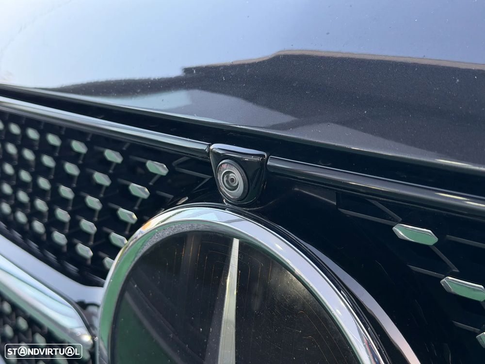 Mercedes-Benz E 300 de 9G-TRONIC AMG Line - 29