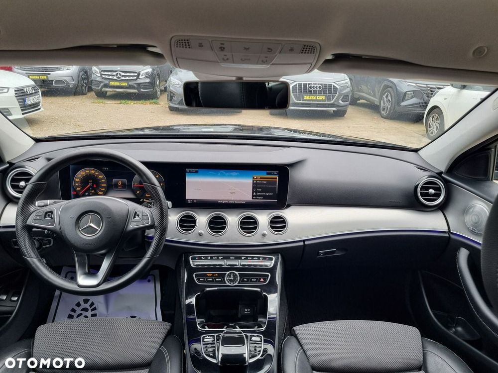 Mercedes-Benz Klasa E 220 d 9G-TRONIC Avantgarde - 17