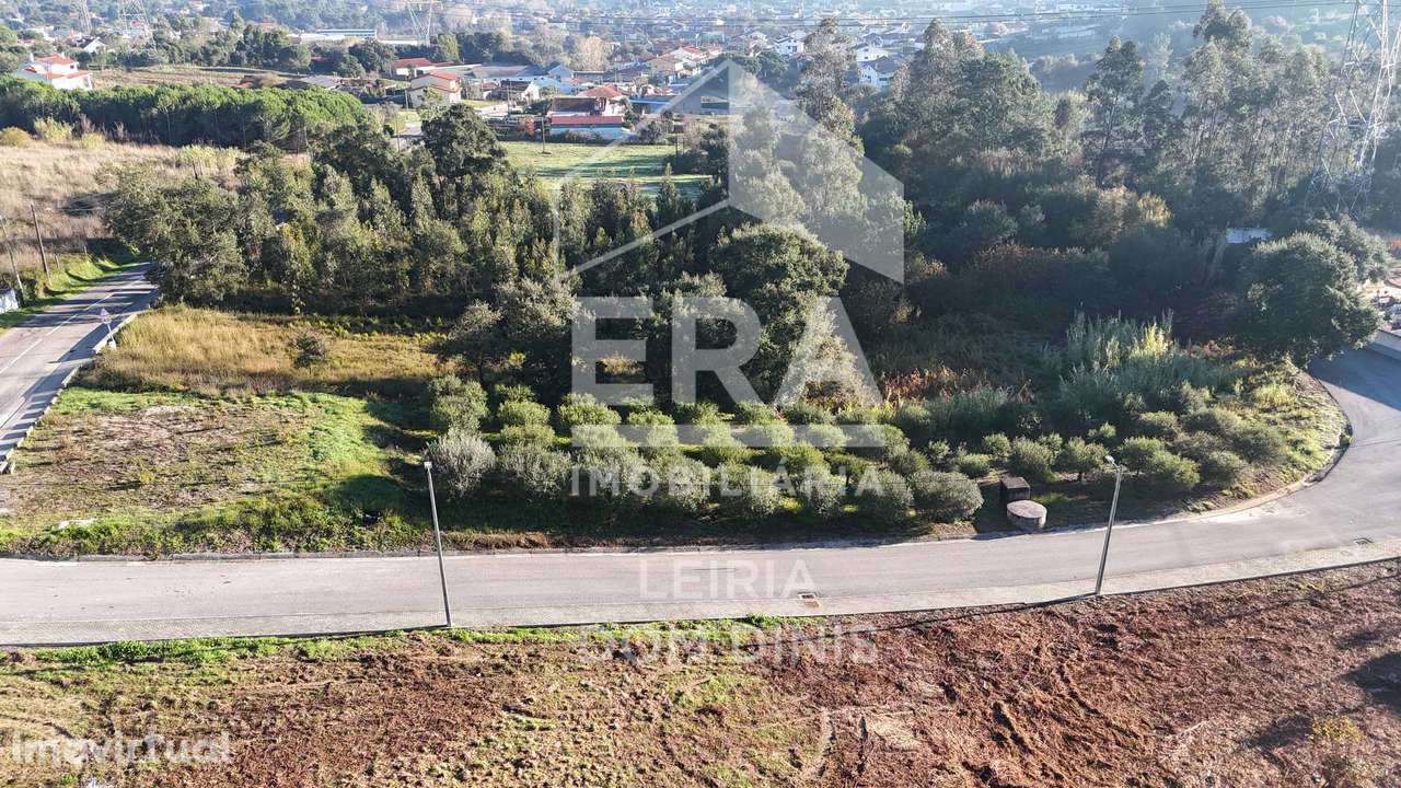 Terreno de 900m² em Leiria - Grande imagem: 4/8