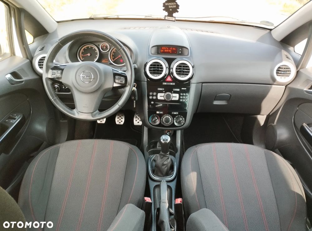 Opel Corsa 1.4 16V Color Edition - 7