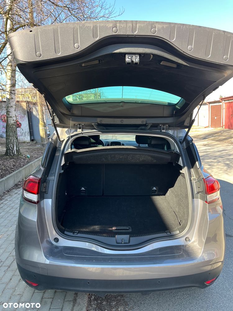Renault Scenic - 8