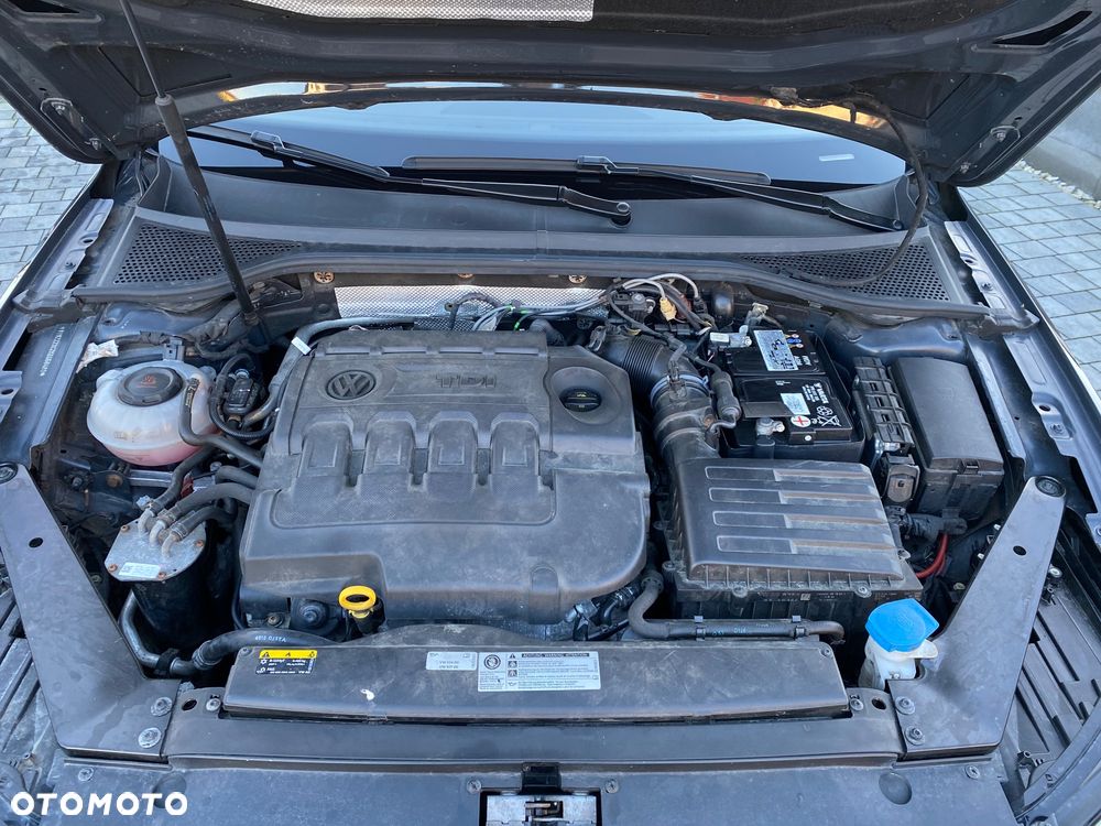 Volkswagen Passat 2.0 TDI SCR (BlueMotion Tech) 4Mot DSG Comfortline - 11