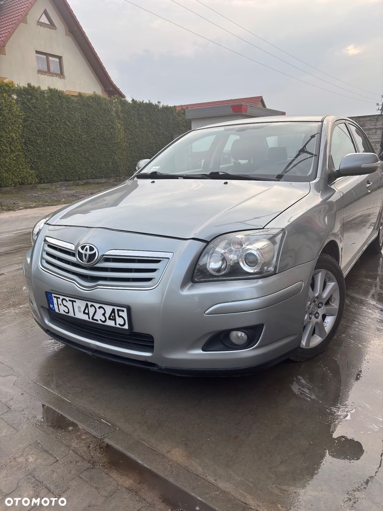 Toyota Avensis 2.0 D-4D Sol - 1