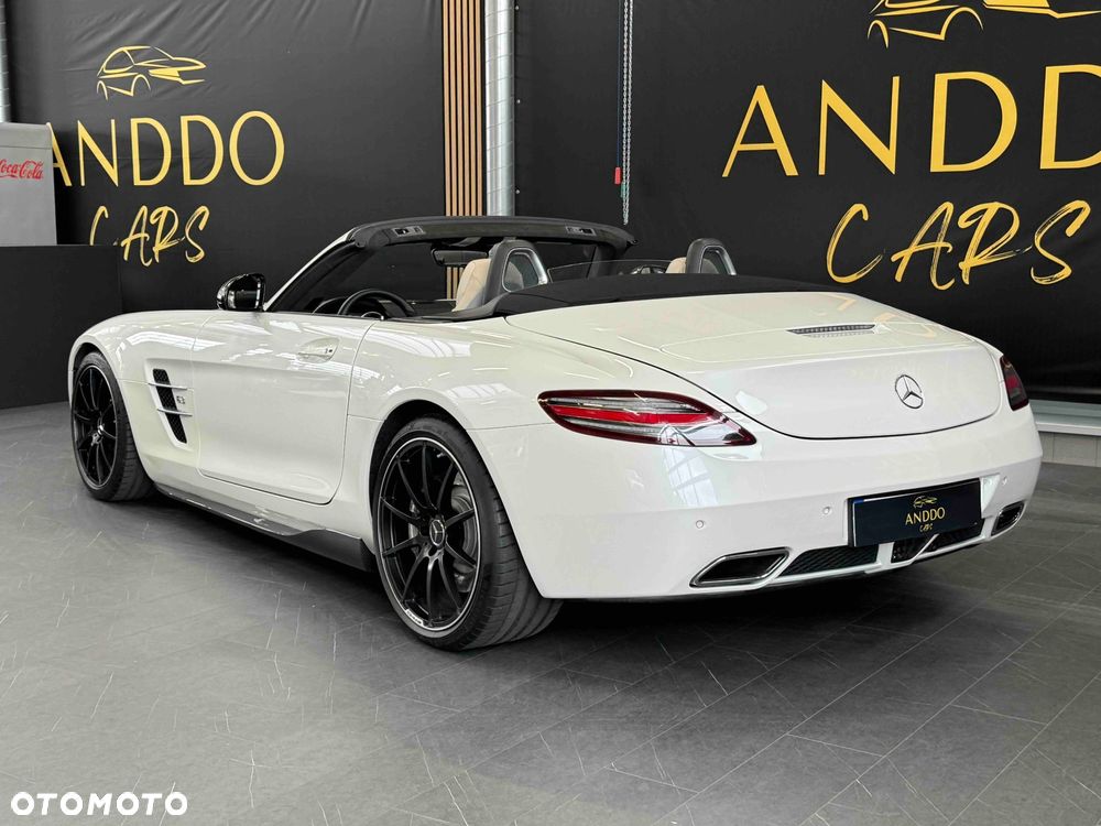 Mercedes-Benz SLS SPEEDSHIFT DCT - 12